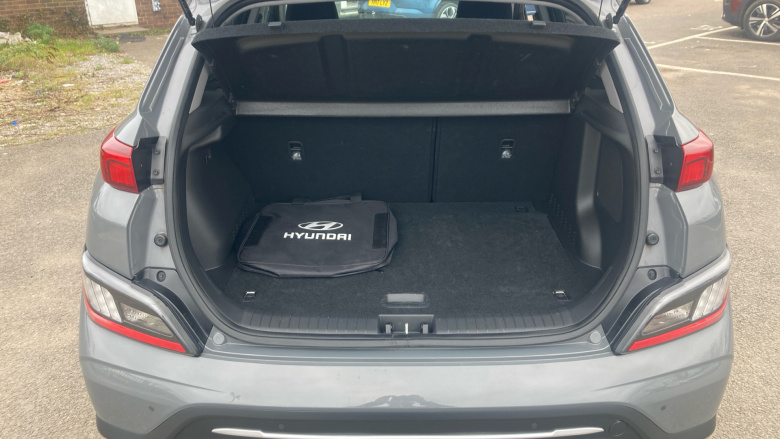 Hyundai KONA 150kW Premium 64kWh 5dr Auto Electric Hatchback